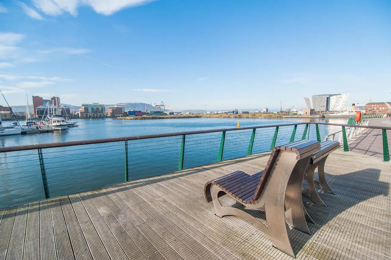 Stylish And Smart Two Double Bedroom Apartment Belfast United Kingdom